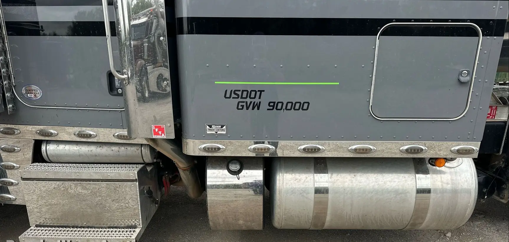 2022 Peterbilt 389 semi Truck For Sale | Low Miles | Live Auction