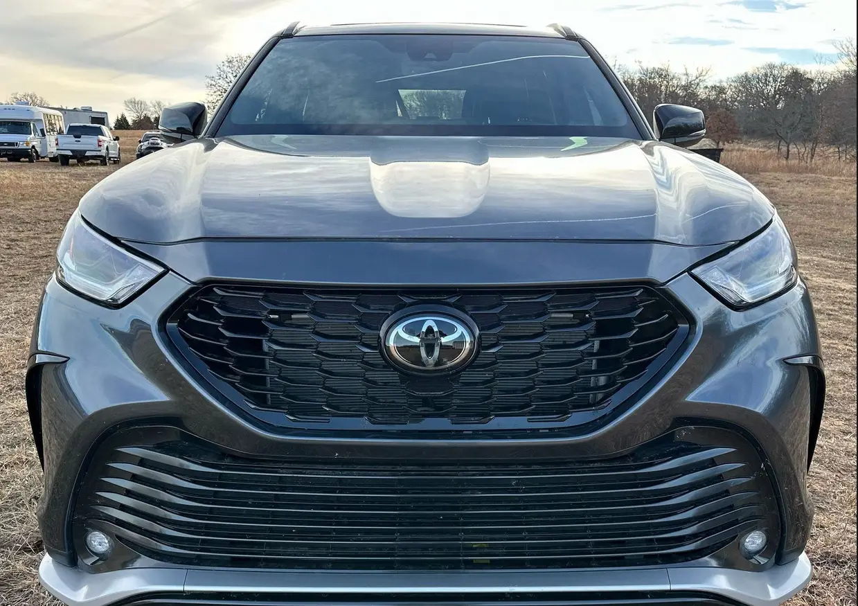2022 Toyota Highlander SUV For Sale | Low Miles | Live Auction