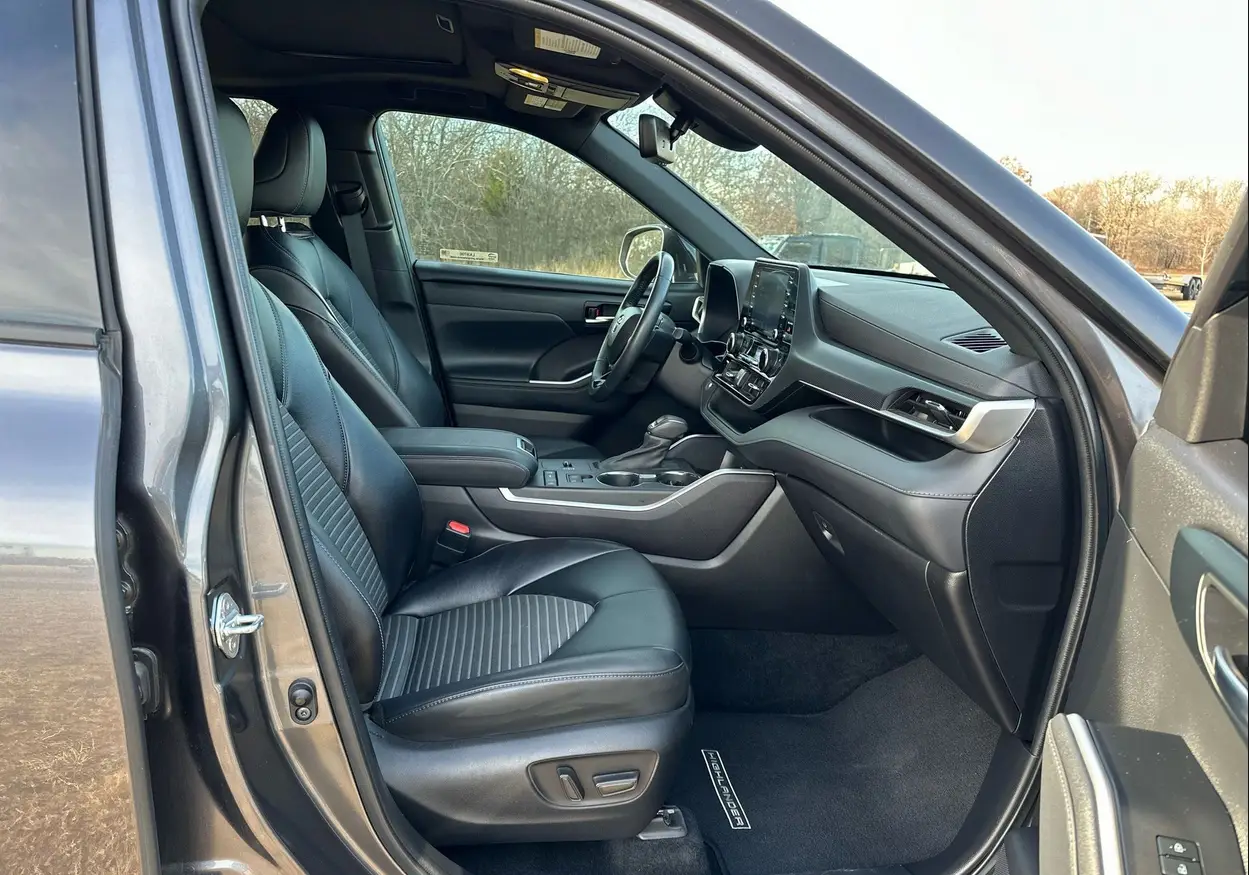 2022 Toyota Highlander SUV For Sale | Low Miles | Live Auction