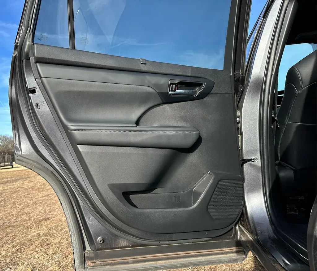 2022 Toyota Highlander SUV For Sale | Low Miles | Live Auction