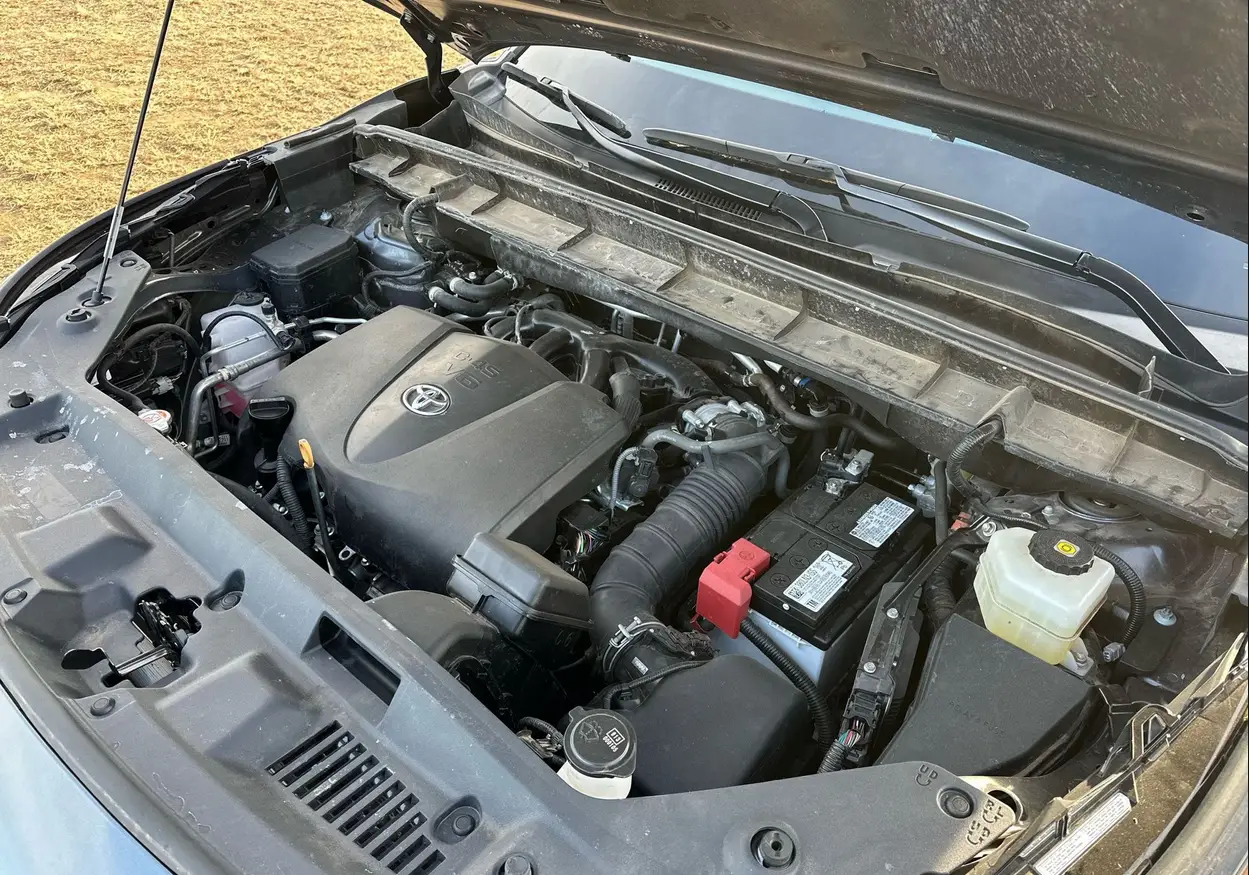 2022 Toyota Highlander SUV For Sale | Low Miles | Live Auction
