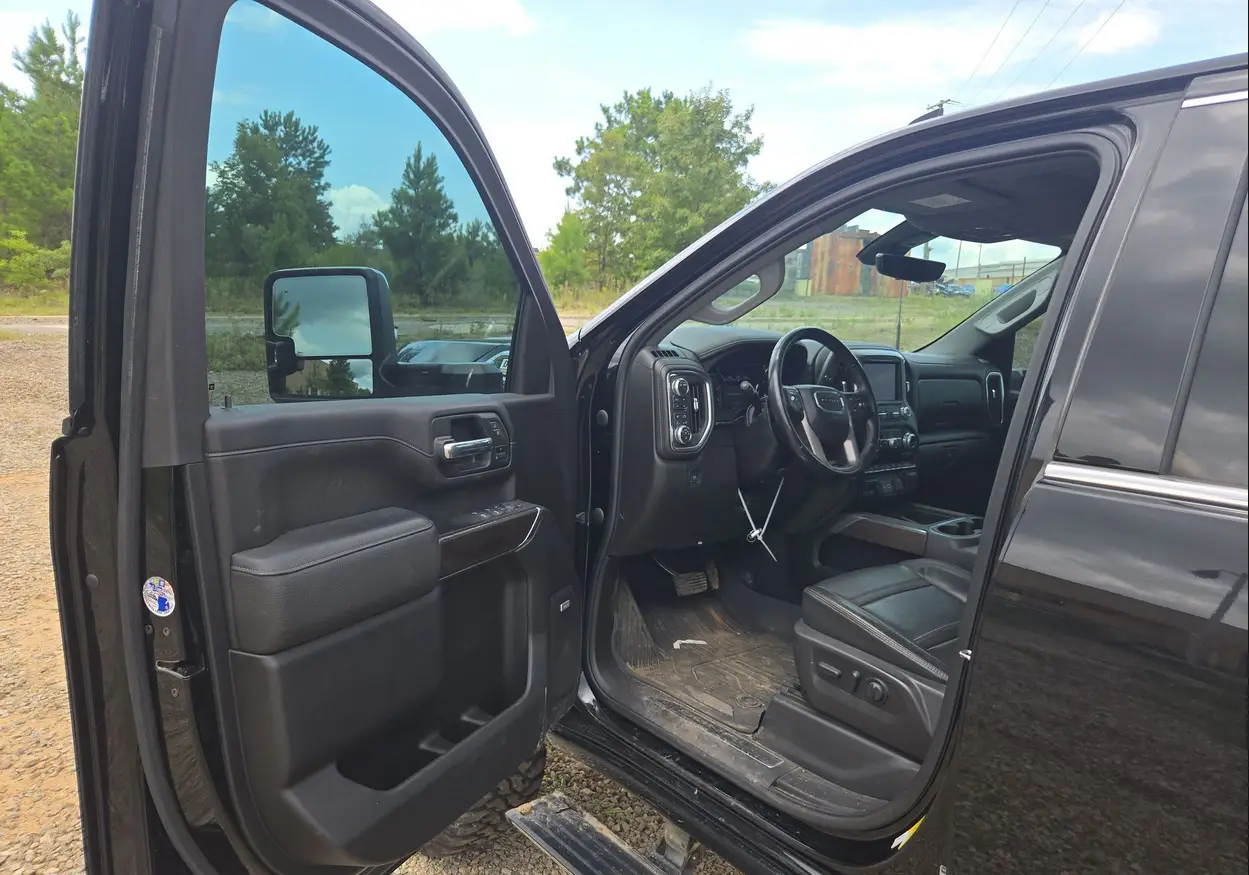 2023 GMC Sierra 3500HD Denali For Sale | Low Miles | Live Auction