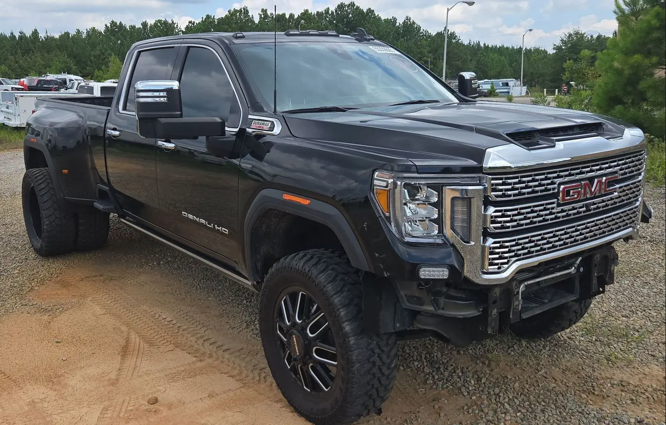 2023 GMC Sierra 3500HD Denali For Sale | Low Miles | Live Auction