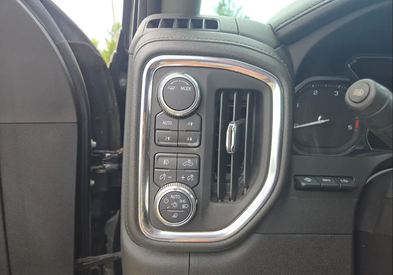 2023 GMC Sierra 3500HD Denali For Sale | Low Miles | Live Auction