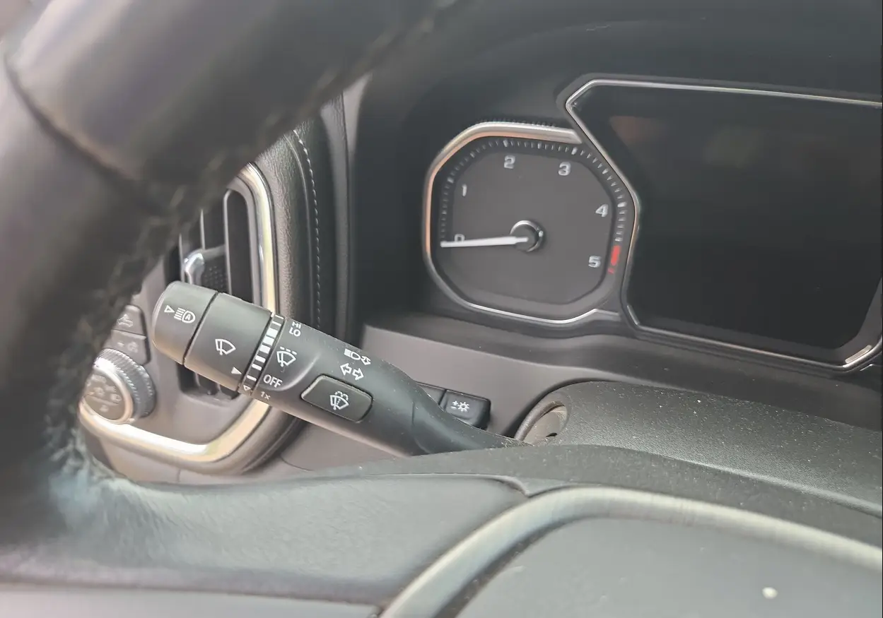 2023 GMC Sierra 3500HD Denali For Sale | Low Miles | Live Auction