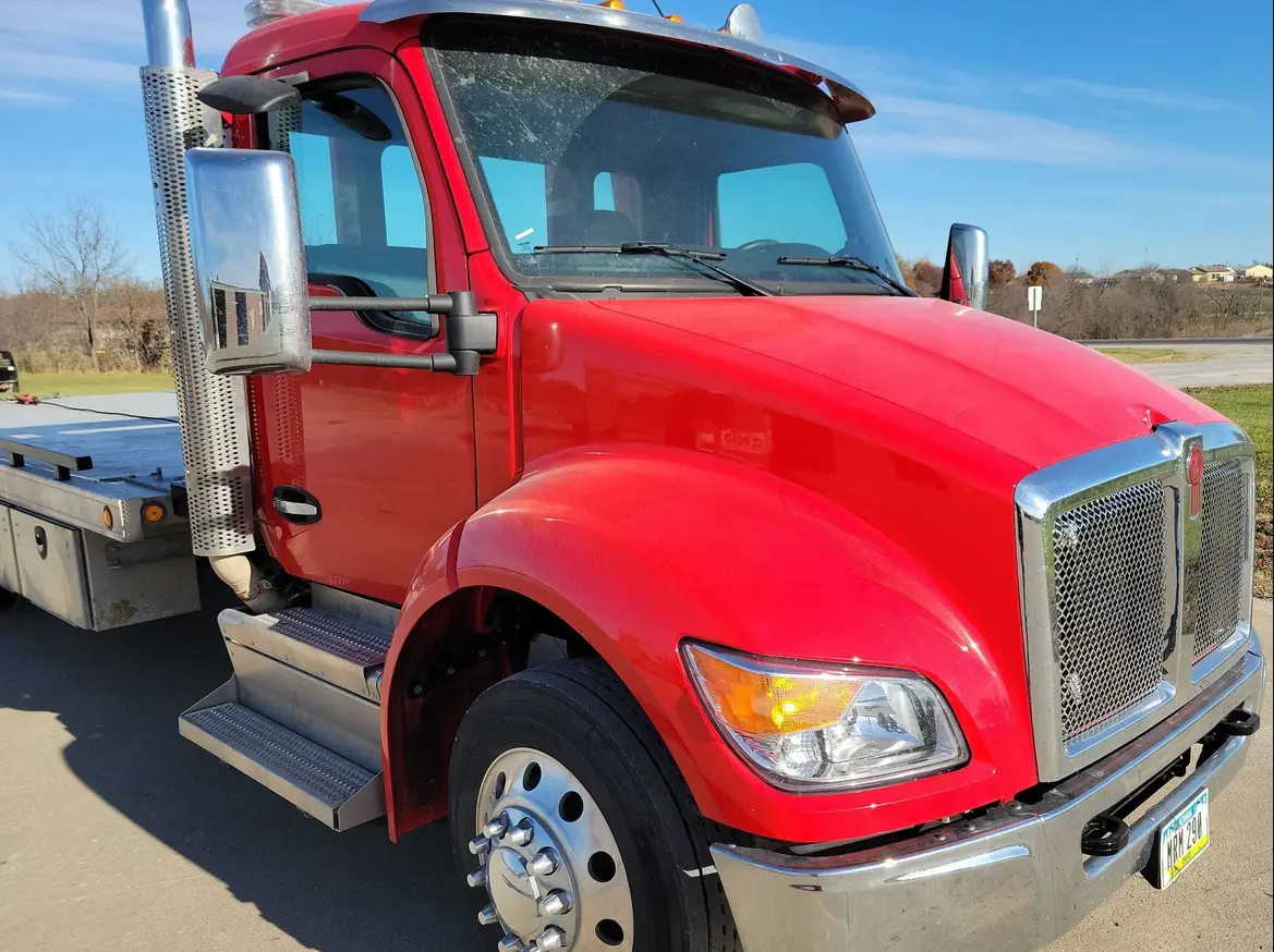 2023 Kenworth T280 rollback Truck For Sale | Low Miles | Live Auction