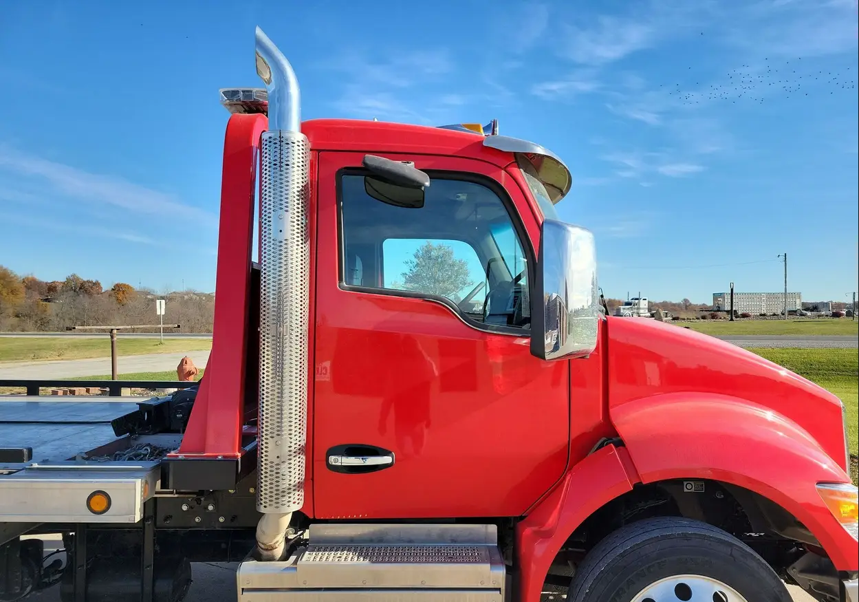 2023 Kenworth T280 rollback Truck For Sale | Low Miles | Live Auction