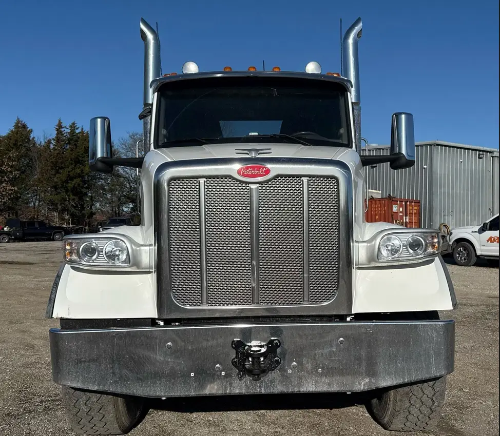 2023 Peterbilt 567 semi Truck For Sale | Low Miles | Live Auction