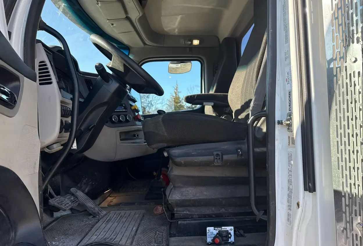 2023 Peterbilt 567 semi Truck For Sale | Low Miles | Live Auction