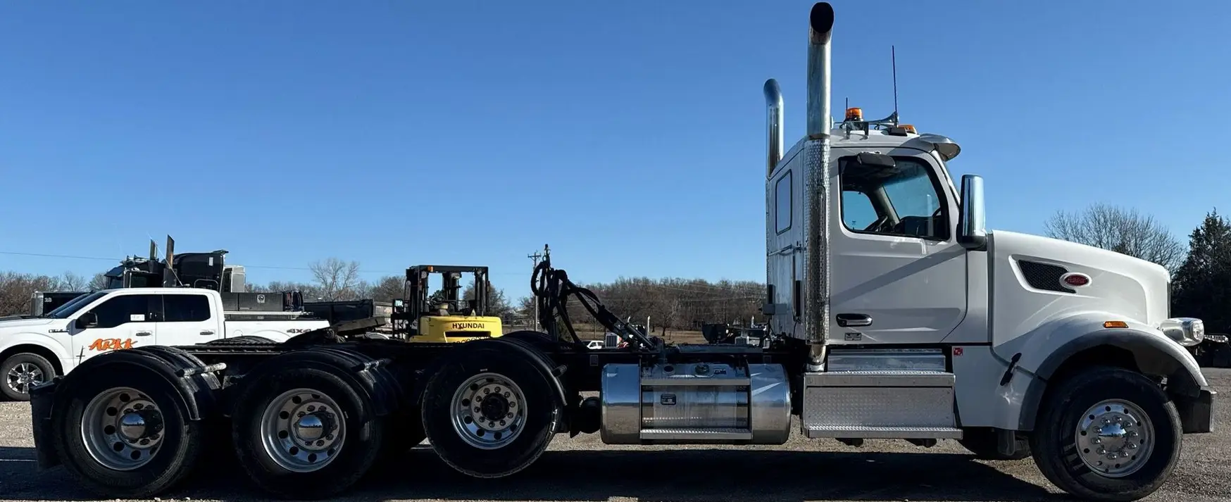 2023 Peterbilt 567 semi Truck For Sale | Low Miles | Live Auction