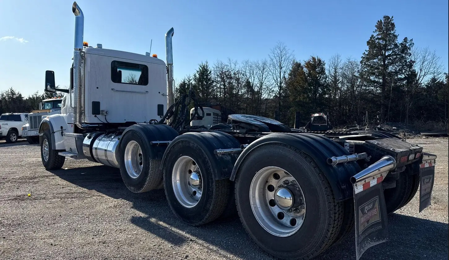 2023 Peterbilt 567 semi Truck For Sale | Low Miles | Live Auction
