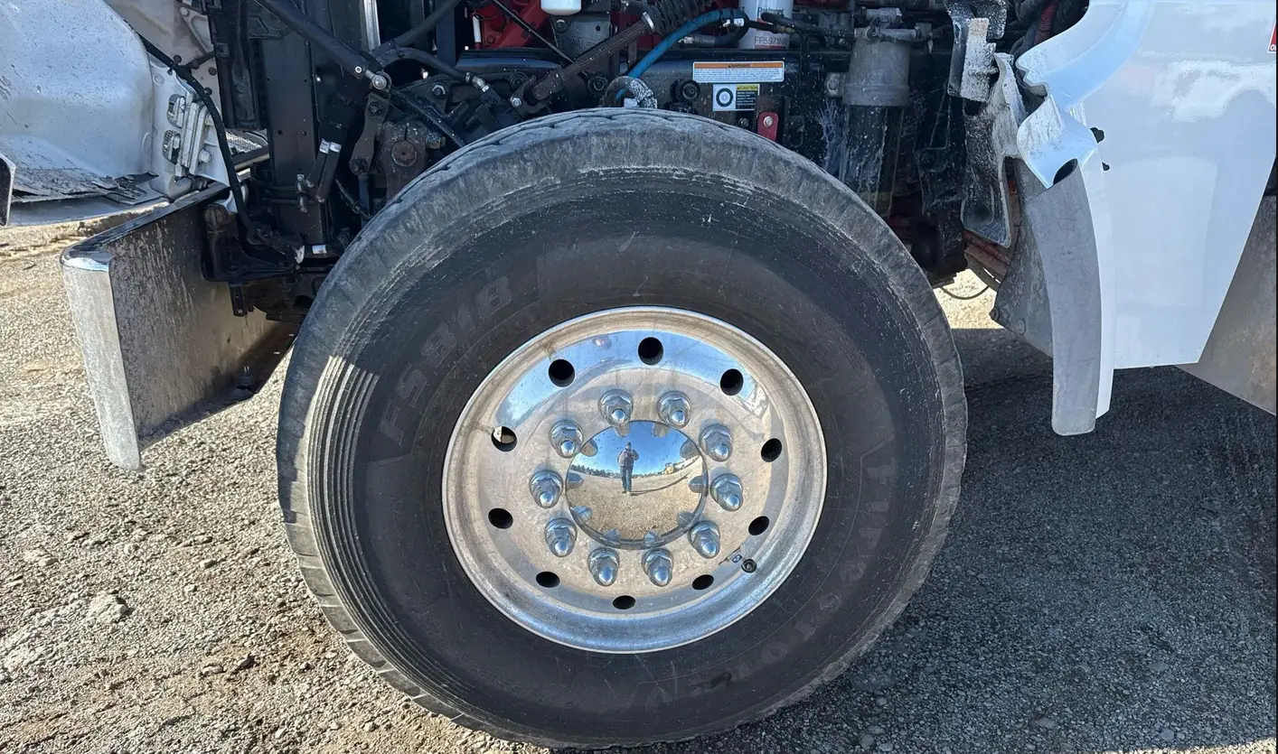 2023 Peterbilt 567 semi Truck For Sale | Low Miles | Live Auction
