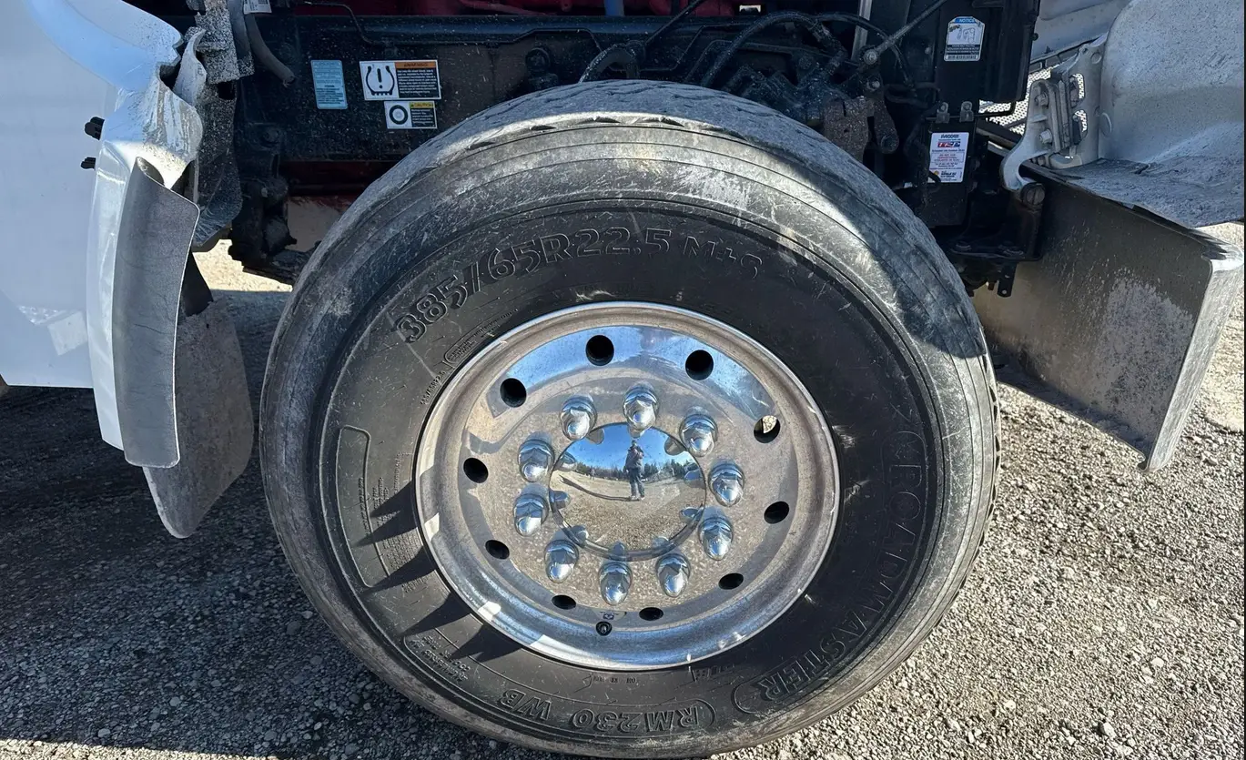 2023 Peterbilt 567 semi Truck For Sale | Low Miles | Live Auction