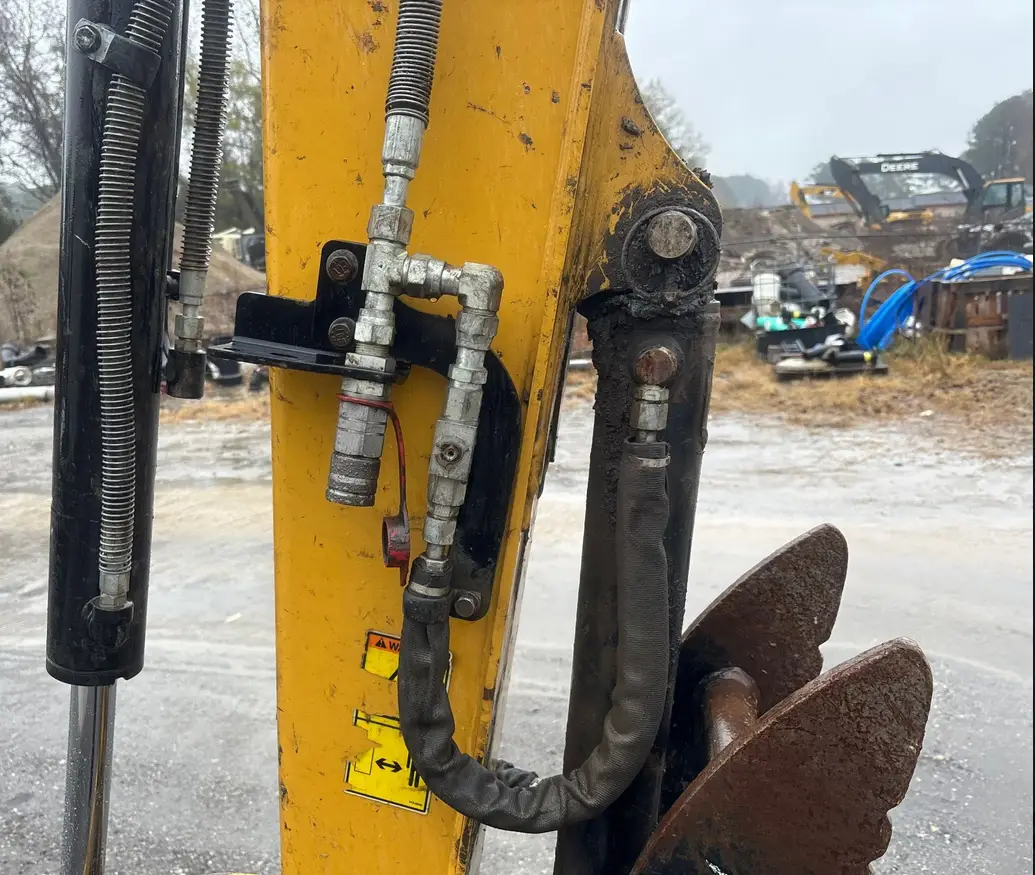 2017 Caterpillar 305E2 mini excavator For Sale | Low Hours | Live Auction