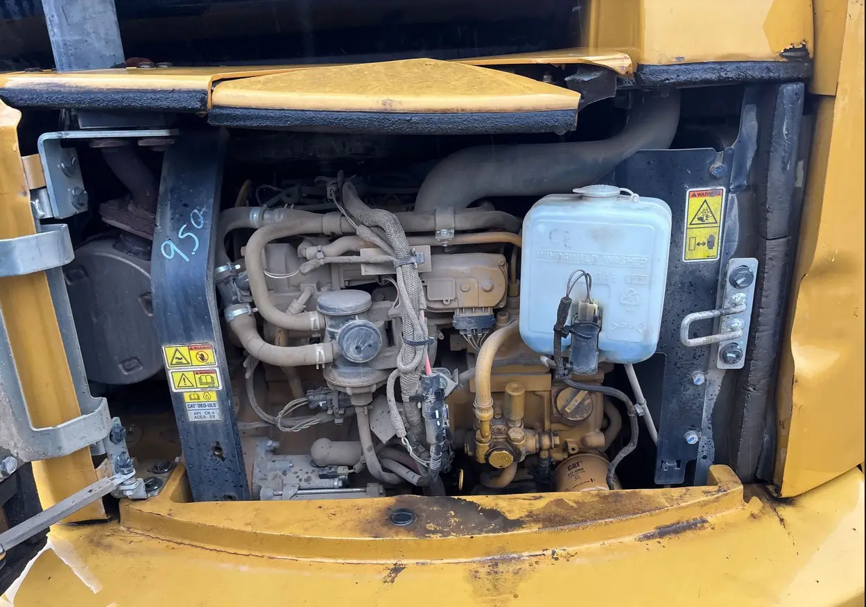 2017 Caterpillar 305E2 mini excavator For Sale | Low Hours | Live Auction