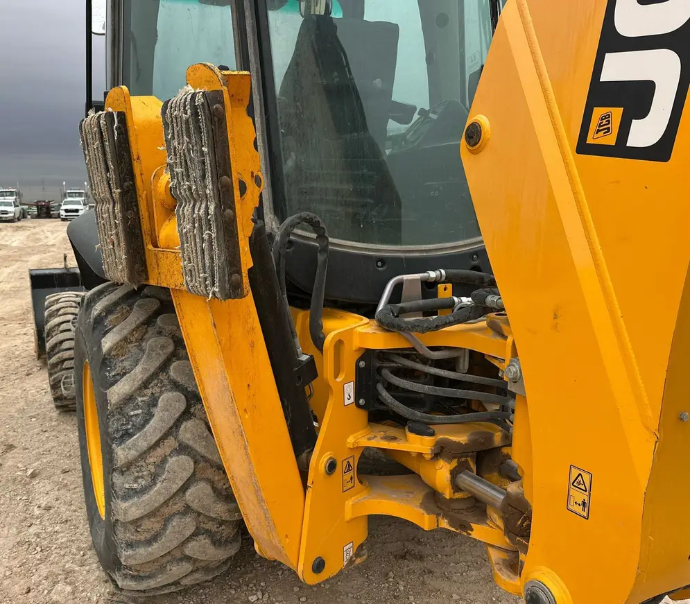 2022 JCB 3CX 15HFCE Backhoe For Sale | Low Hours | Live Auction