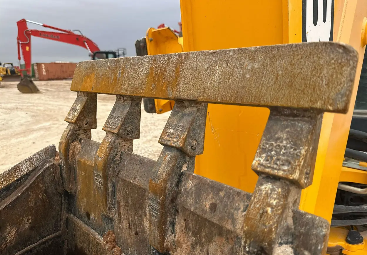 2022 JCB 3CX 15HFCE Backhoe For Sale | Low Hours | Live Auction