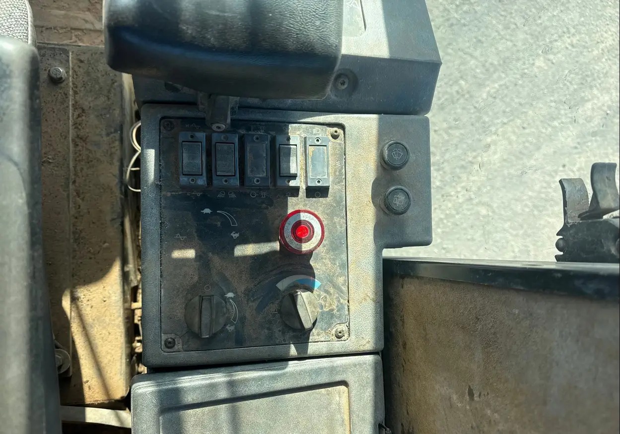 2007 Caterpillar CS563 single drum vibratory roller