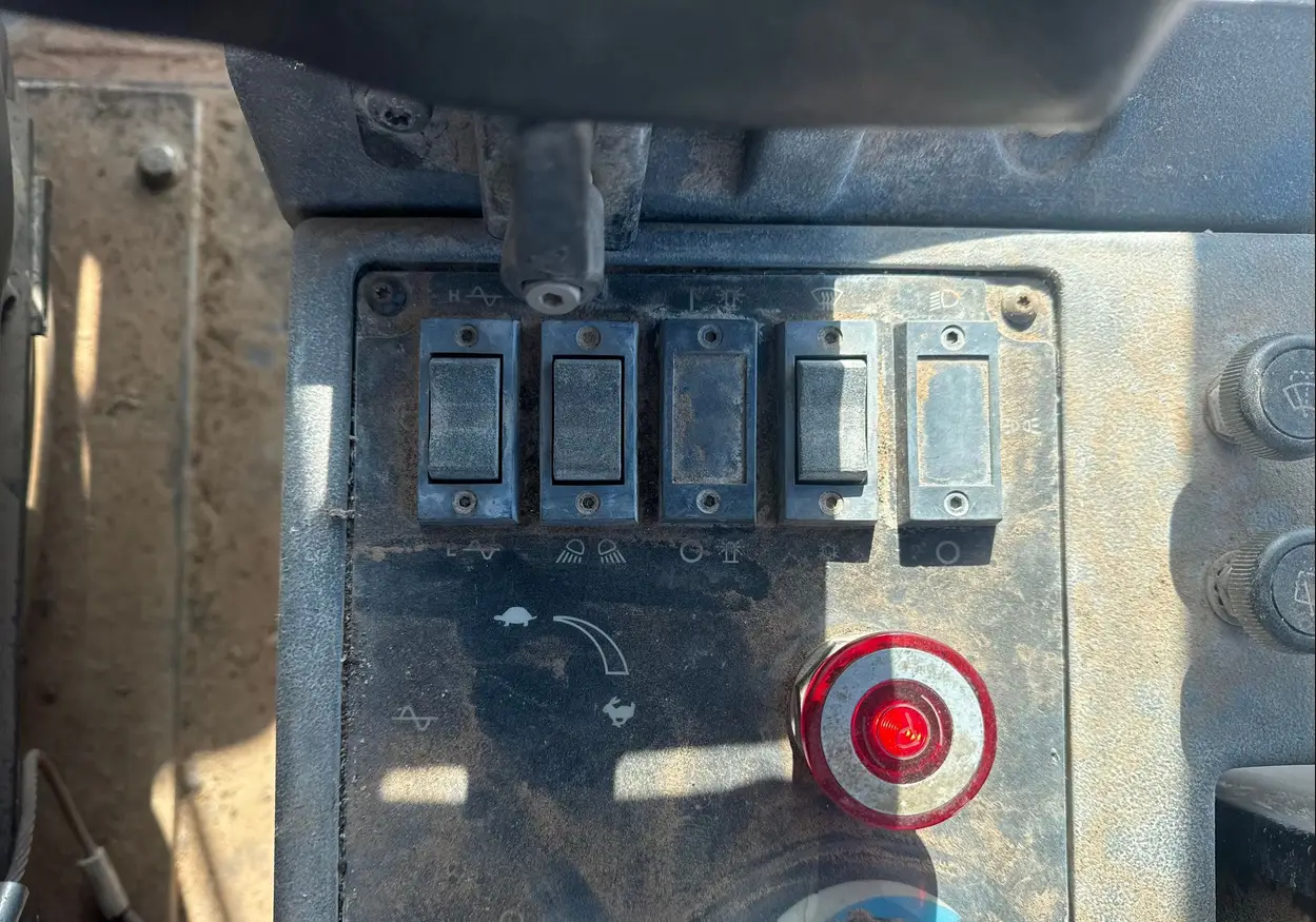 2007 Caterpillar CS563 single drum vibratory roller