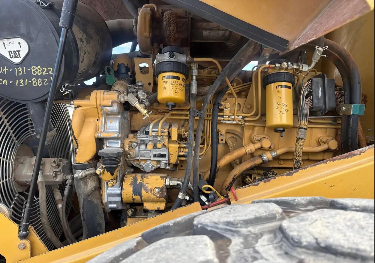 2007 Caterpillar CS563 single drum vibratory roller