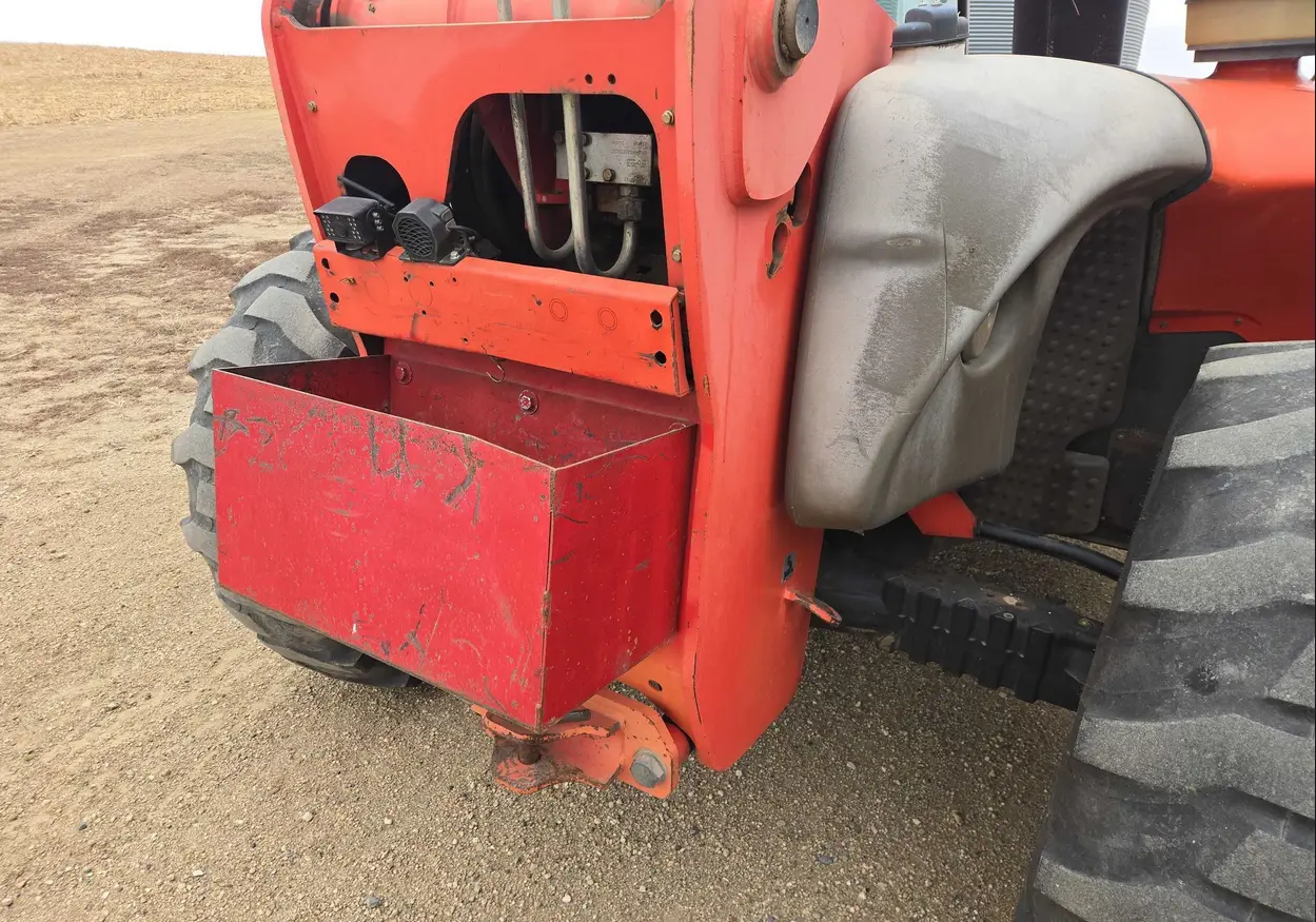 2010 Manitou MLT735 telehandler