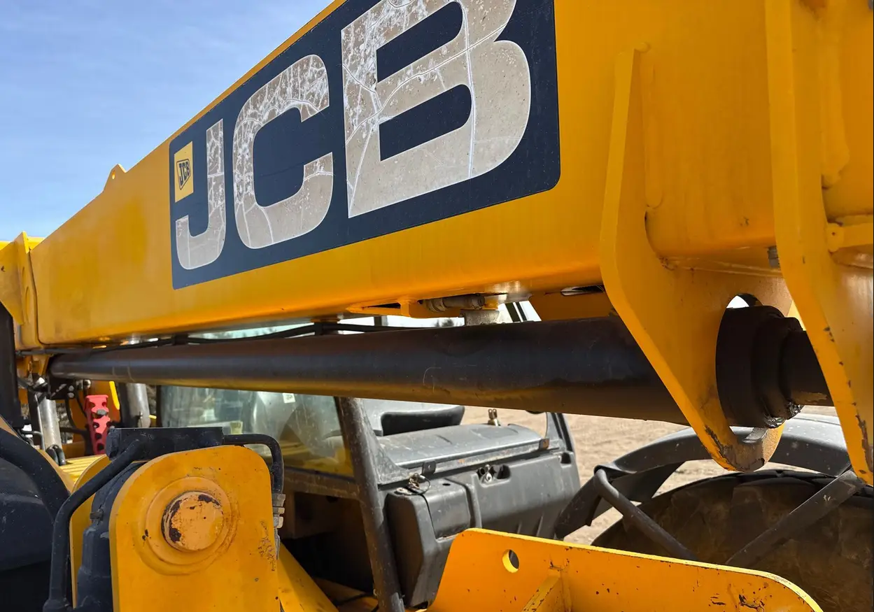 2014 JCB 507-42 telehandler
