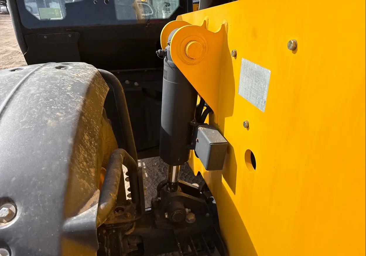 2014 JCB 507-42 telehandler