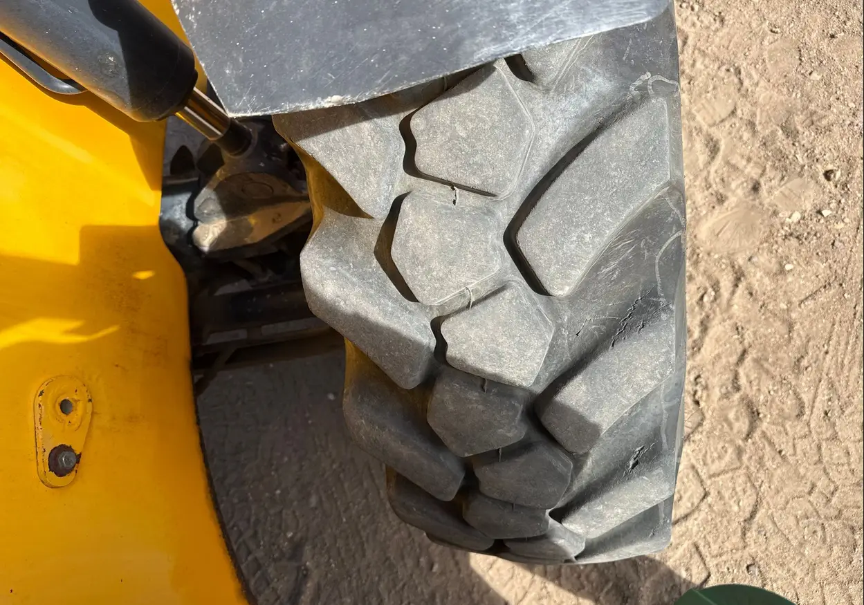 2014 JCB 507-42 telehandler