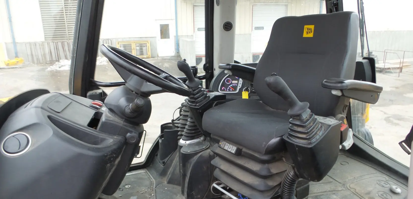 2016 JCB 4CX backhoe