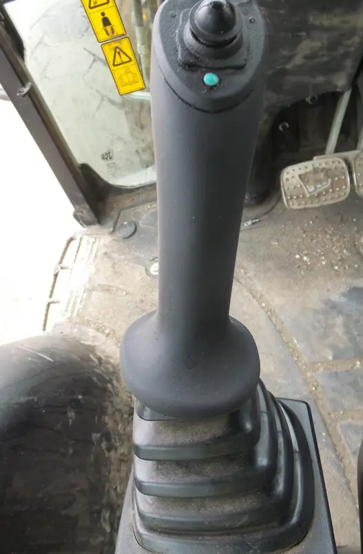 2016 JCB 4CX backhoe