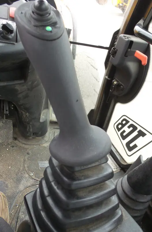 2016 JCB 4CX backhoe