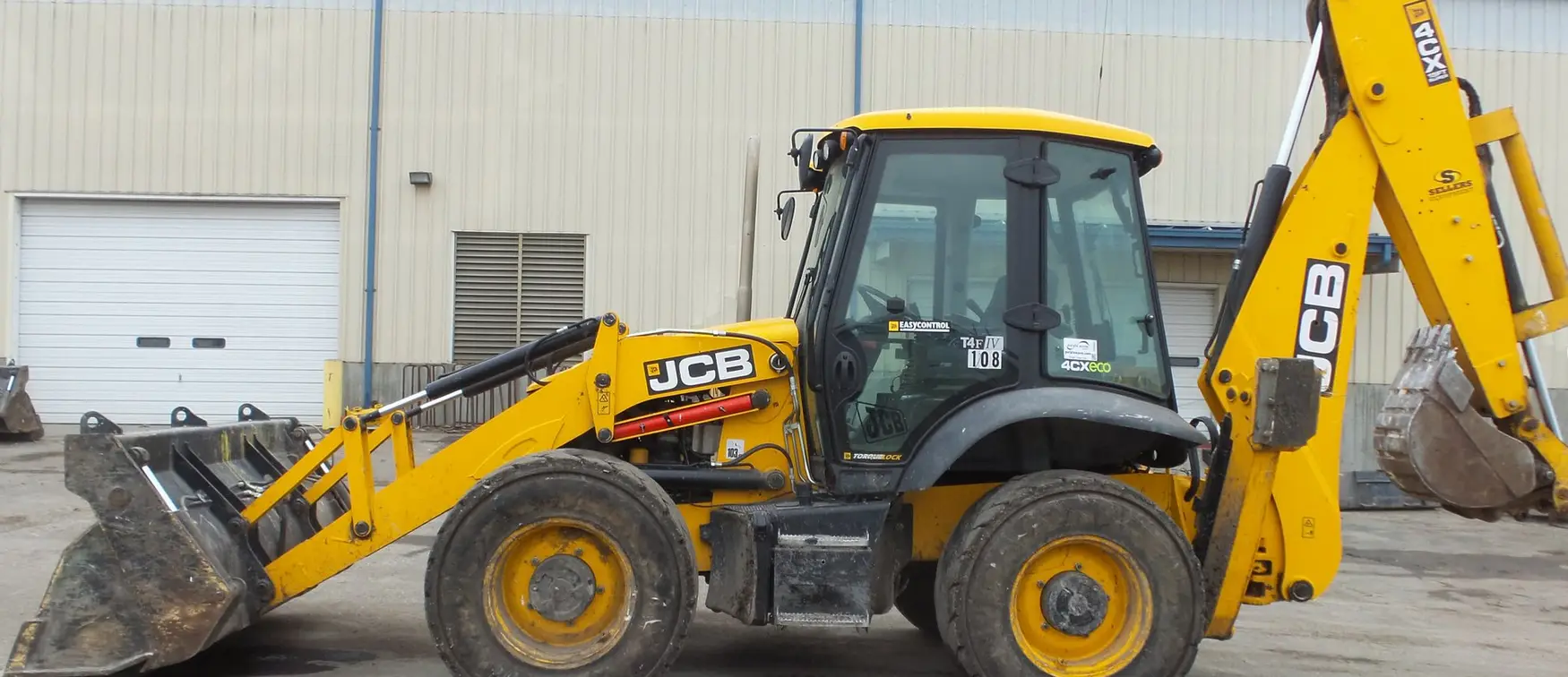 2016 JCB 4CX backhoe