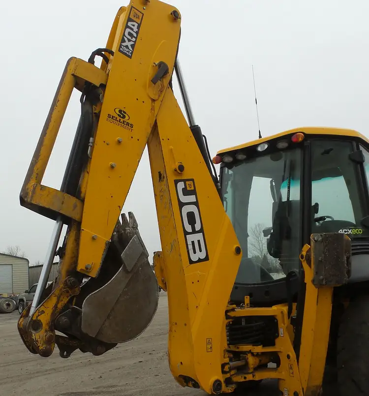 2016 JCB 4CX backhoe