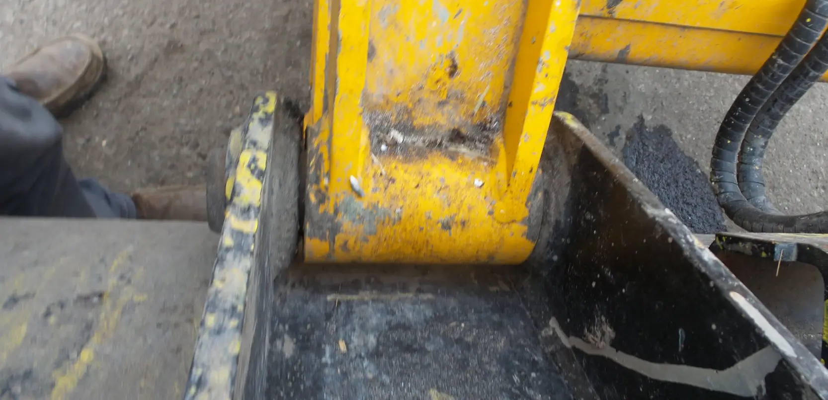 2016 JCB 4CX backhoe