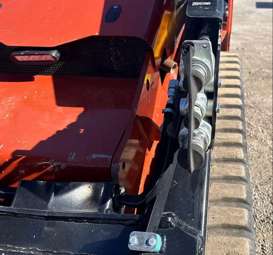 2022 Ditch Witch SK3000 compact utility loader