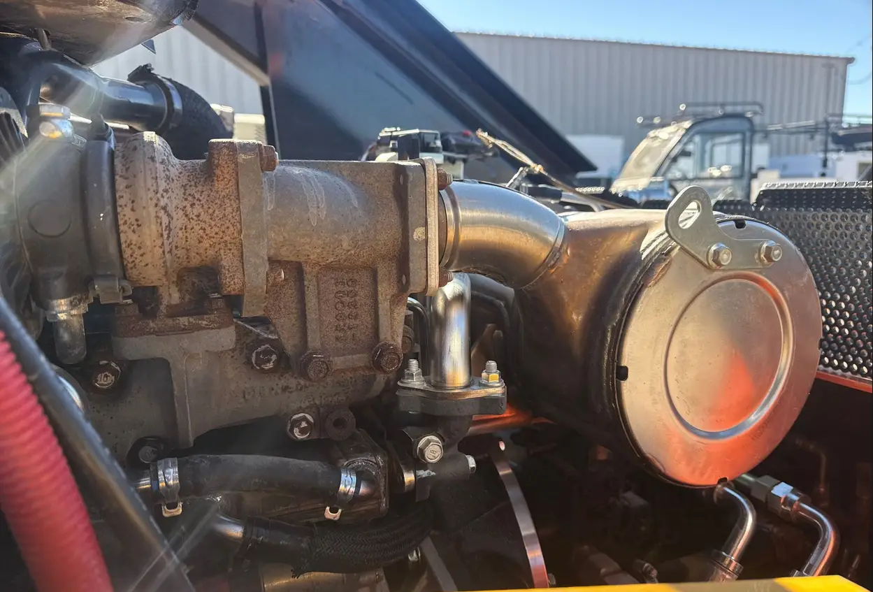 2022 Ditch Witch SK3000 compact utility loader