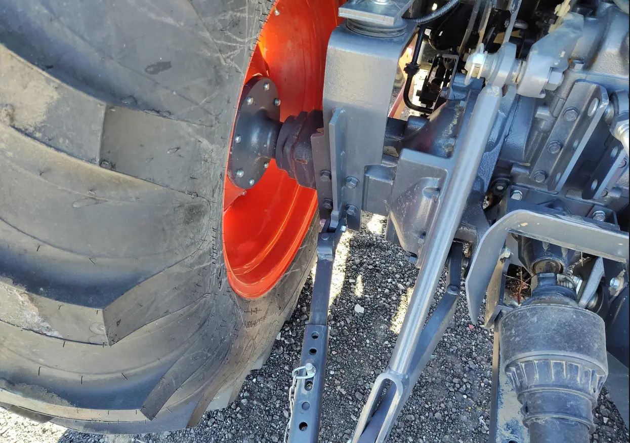 2023 Kubota MX5400HSTC MFWD tractor