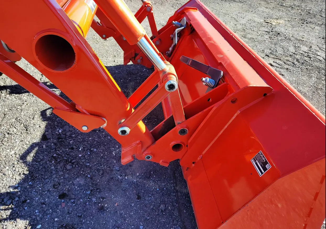 2023 Kubota MX5400HSTC MFWD tractor