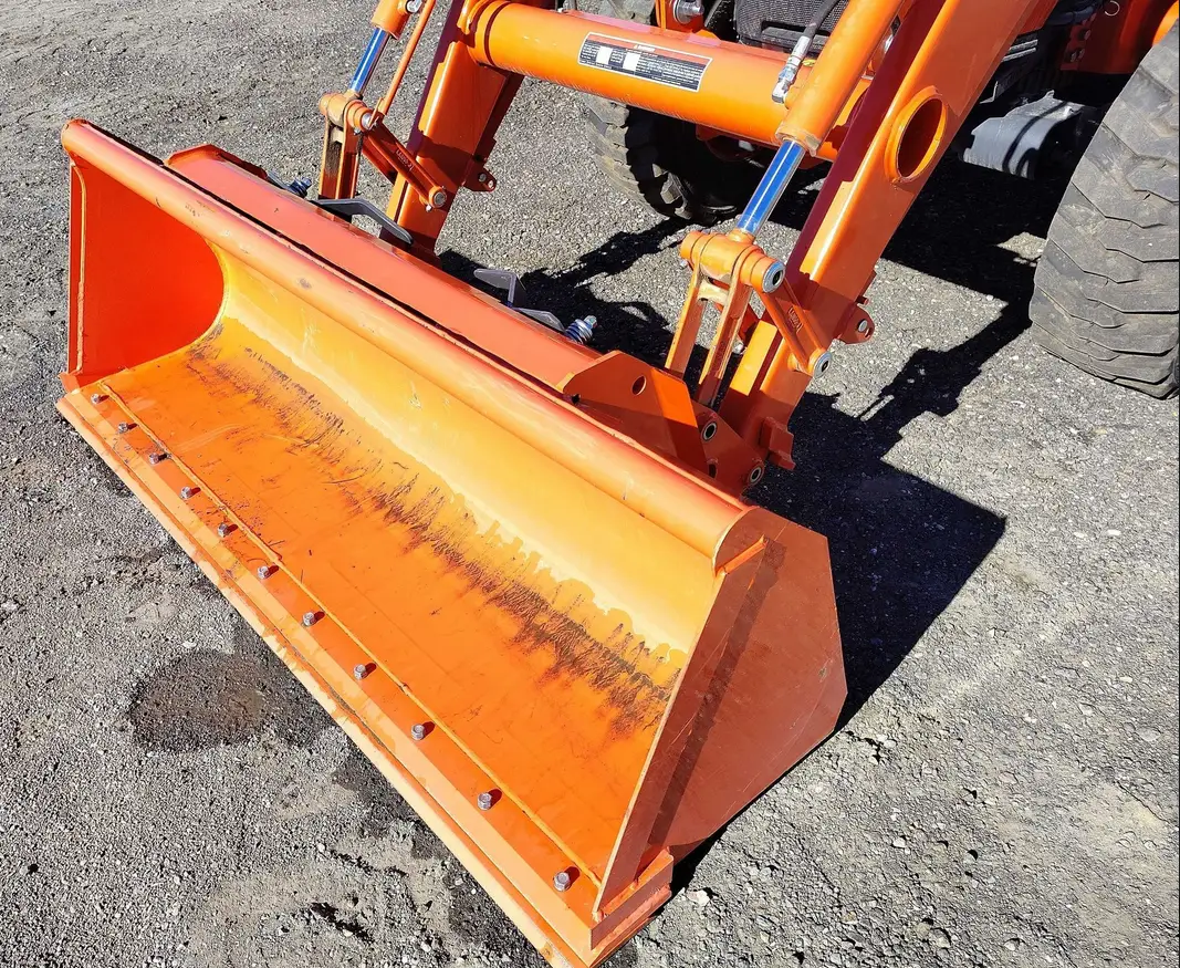 2023 Kubota MX5400HSTC MFWD tractor