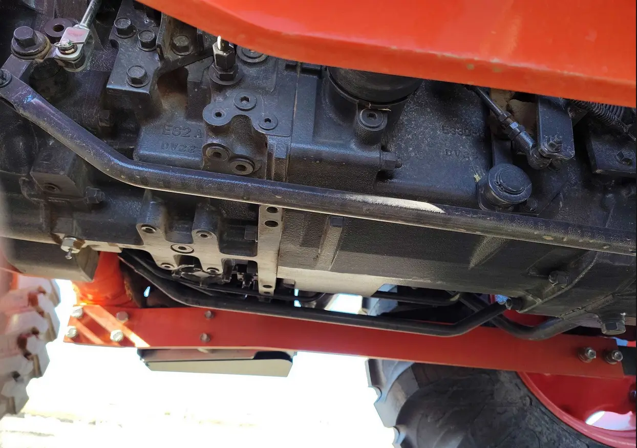2023 Kubota MX5400HSTC MFWD tractor