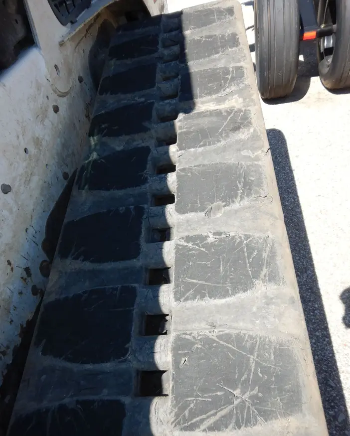 2014 Bobcat T750 tracked skid steer loader