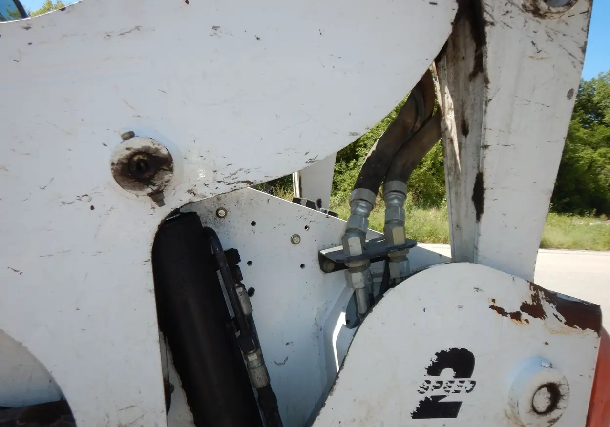 2014 Bobcat T750 tracked skid steer loader