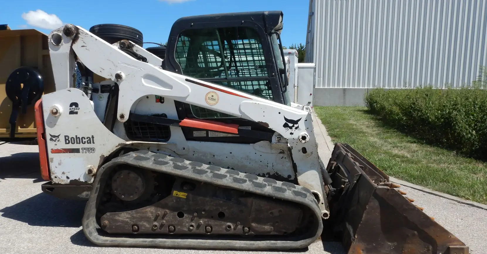 2014 Bobcat T750 tracked skid steer loader