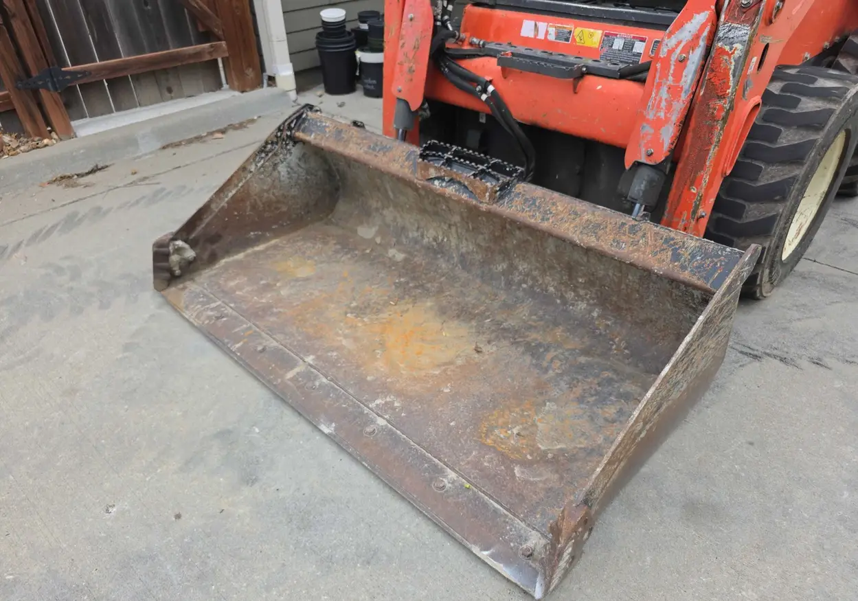 2016 Kubota SSV65 skid steer loader