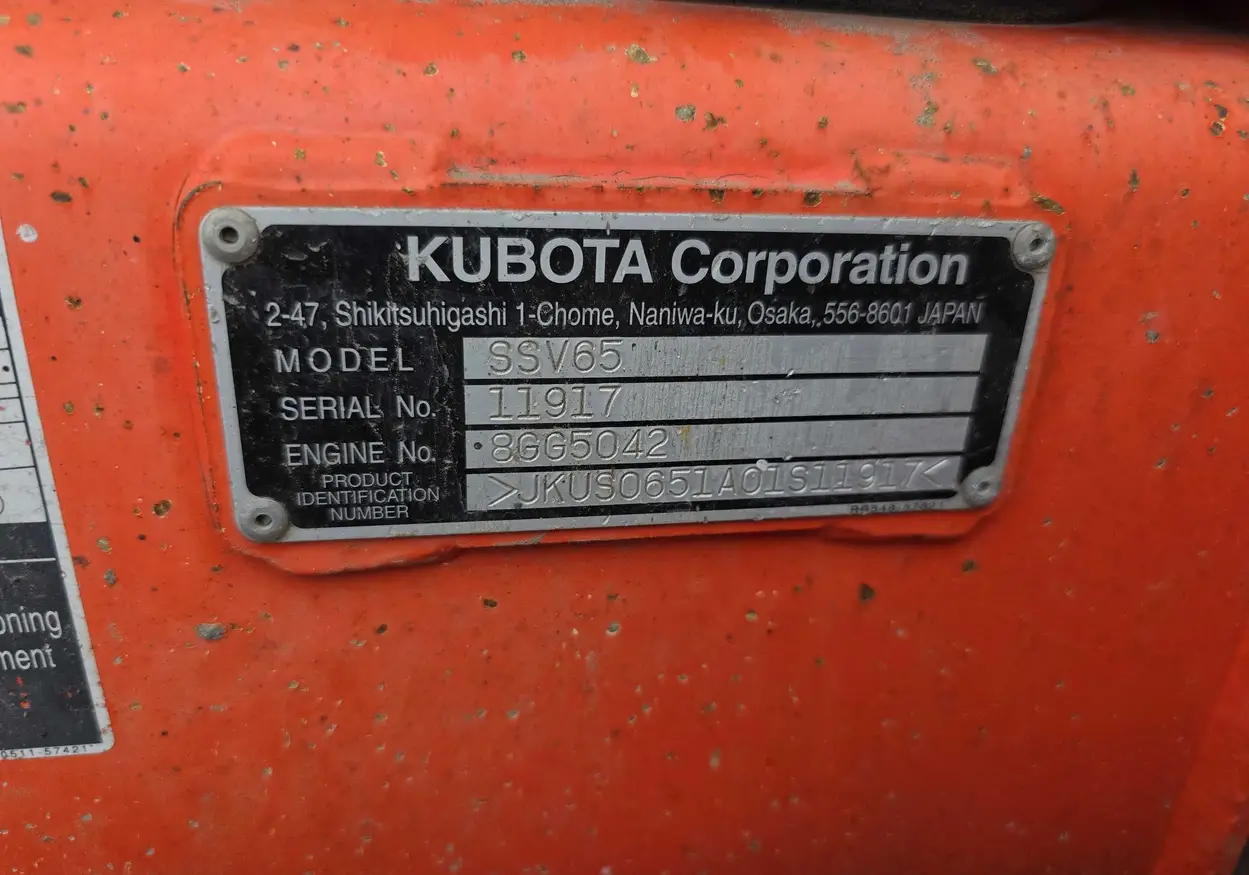 2016 Kubota SSV65 skid steer loader