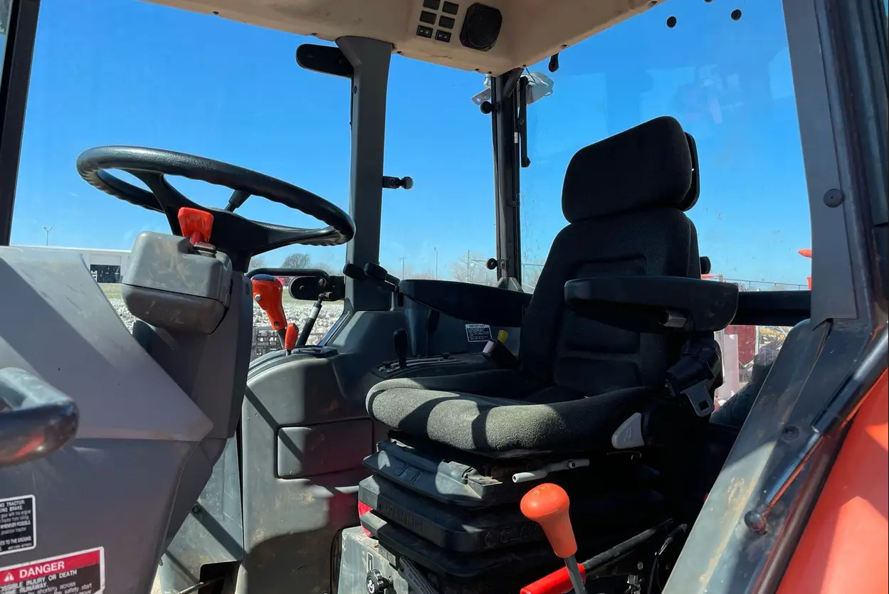 2021 Kubota M6S-111SHDC MFWD tractor