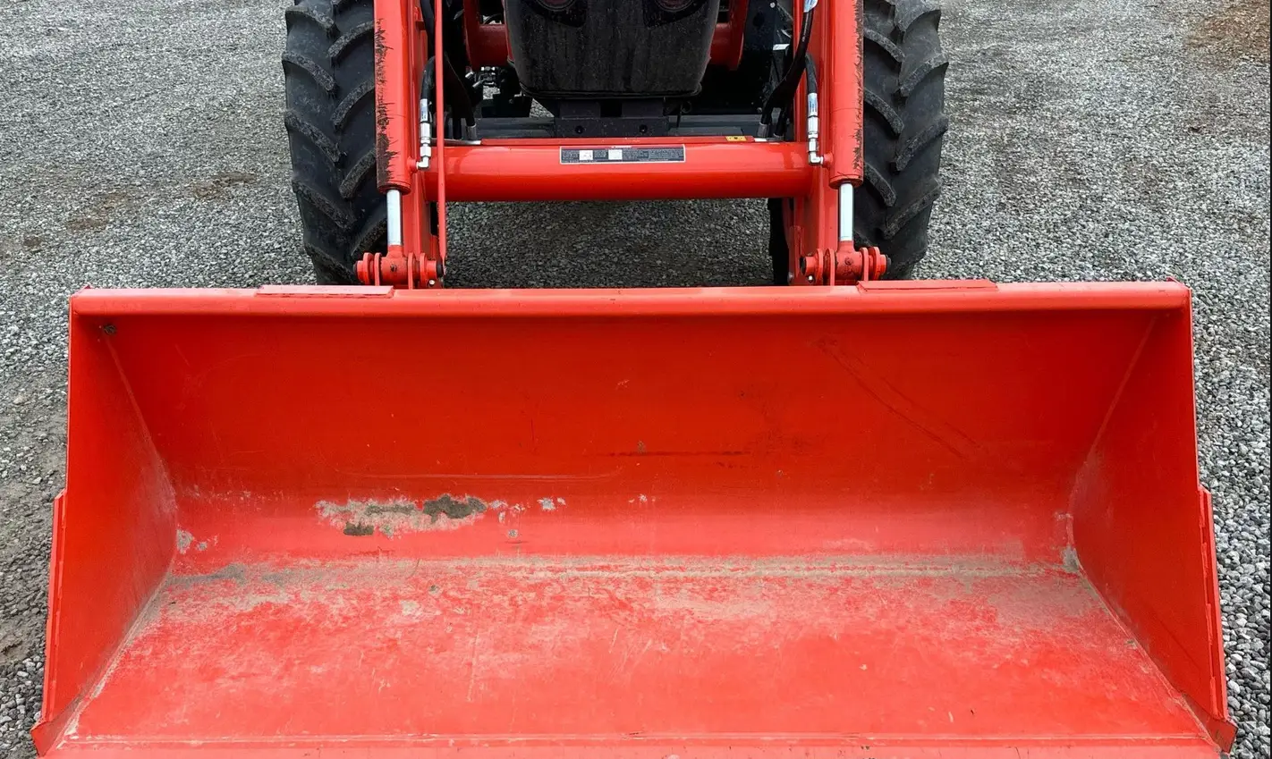 2022 Kubota M5 111D MFWD tractor