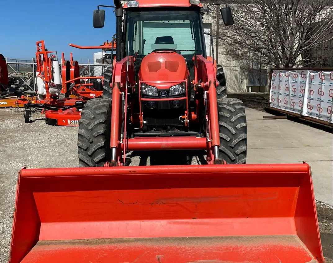 2021 Kubota M6S-111SHDC MFWD tractor