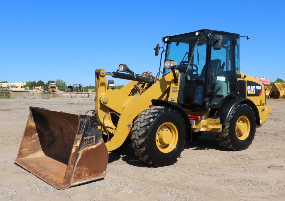 2019 Caterpillar 906M Compact Wheel Loader Aux Hyd Q/C Heated Cab CA