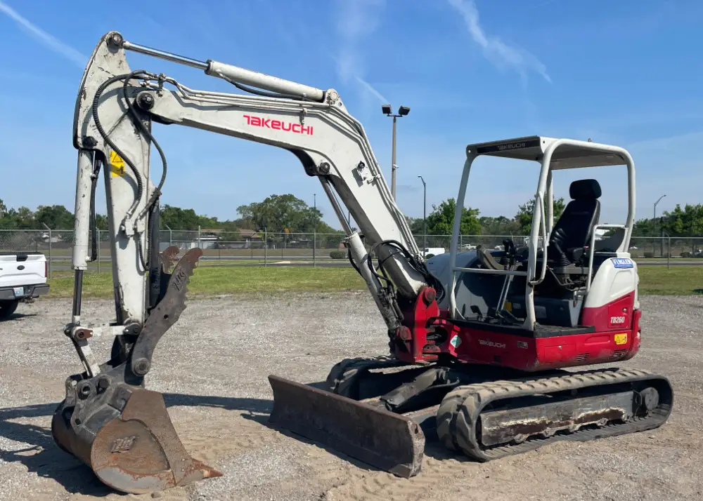 2017 Takeuchi TB260 Mini Excavator Rubber Tracks Backhoe Thumb Diesel